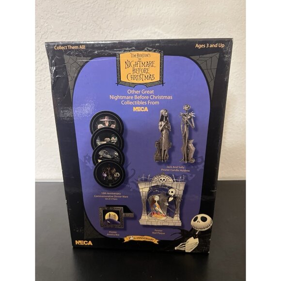 THE NIGHTMARE BEFORE CHRISTMAS   JACK AND SALLY WINE GLASS SET - Picture 3 of 6